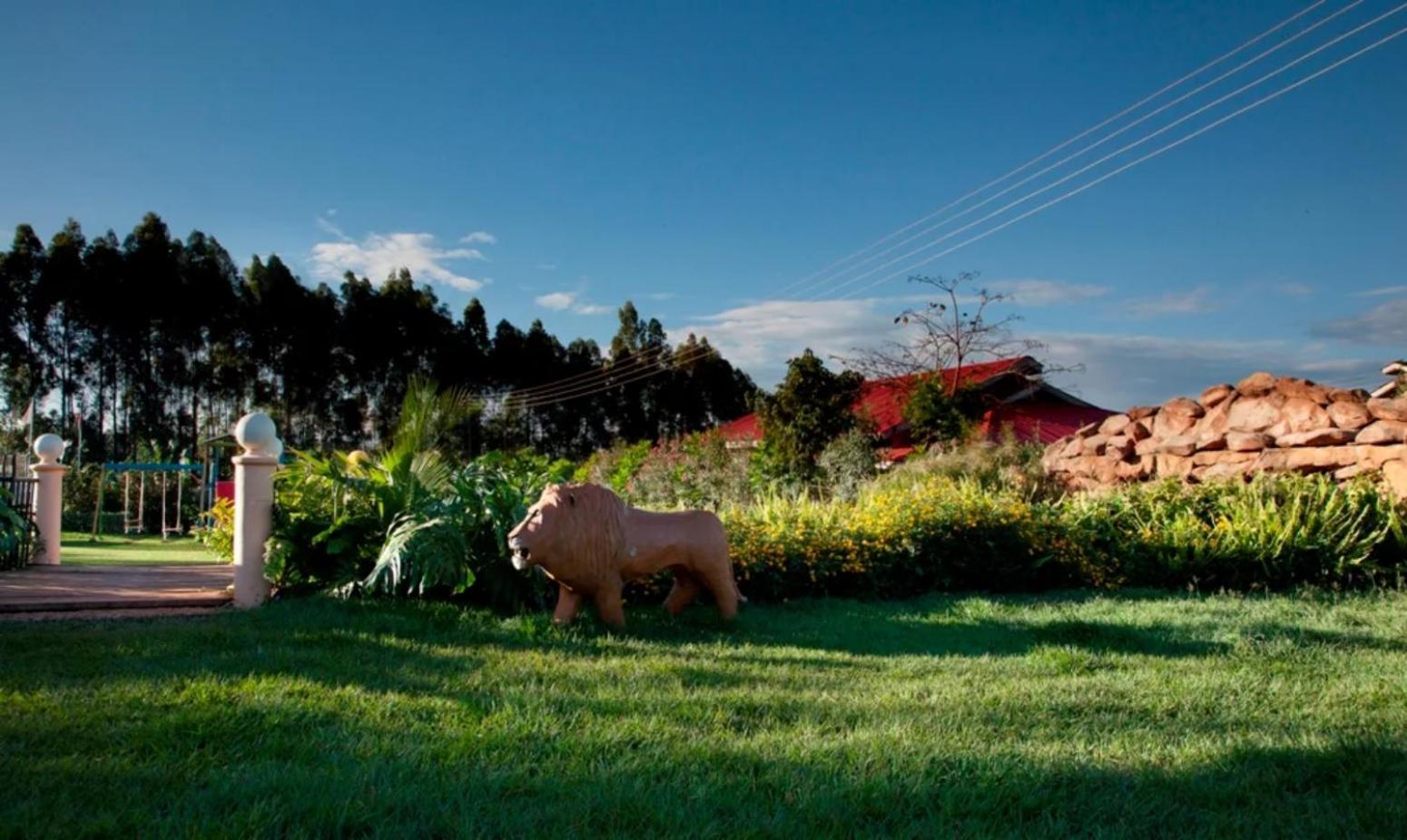 Gatimene Gardens Hotel Meru Kültér fotó